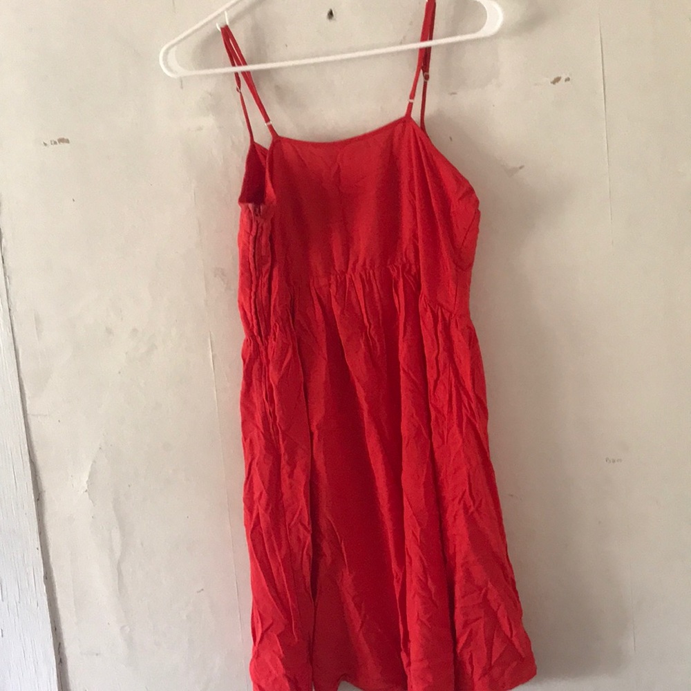Red Dress - Picture 4 of 5